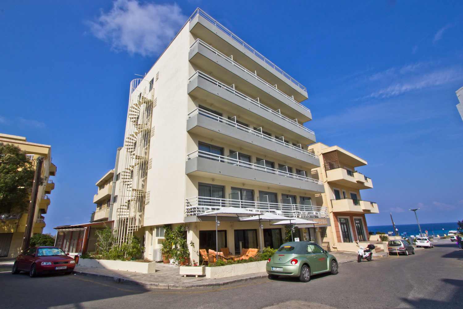 HOTEL NAFSIKA  HOTELS IN  8, Apollonos Amerikis str. (Rhodes Town)